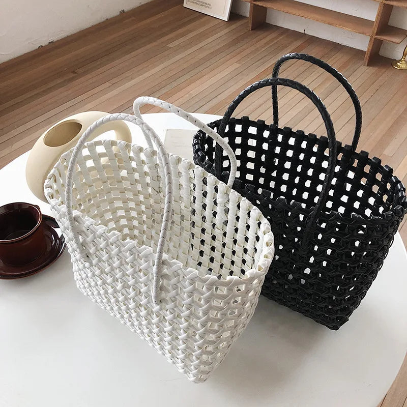 Summer Bag Women New Hand Woven Messenger Bag Hand-Held Single Shoulder Bag Hollow Vegetable Basket Casual Travel Beach Bag